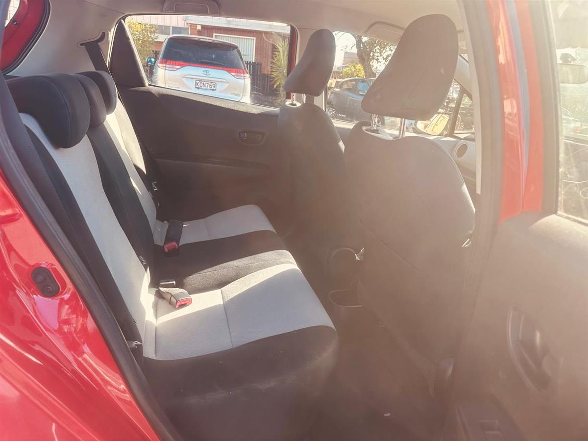 2012 Toyota Yaris YR 1.3P HATCH5 5M Hatchback Manual, NZ New, 5 seats, Petrol, 1,298 cc, 125,507 km
