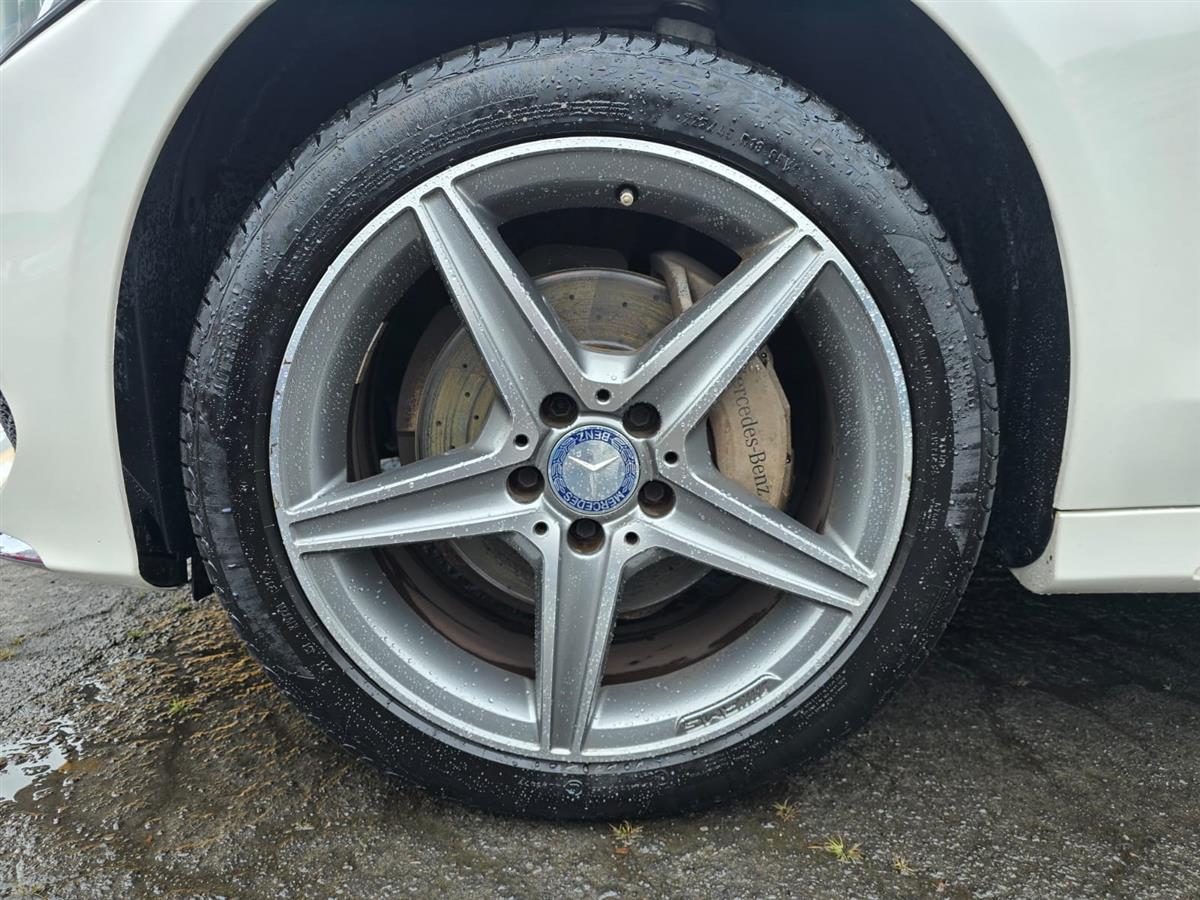 2015 Mercedes-Benz C 200 **Push Start**Cruise Control**Fully Leather & Electric Seats**Reversing Camera** Sedan Automatic, 5 seat, Petrol, 1,991 cc, 69,134 km