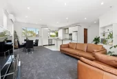For rent, 4 beds 3 baths house with double garage, Available on 8th June, 74 Baverstock Road, Flat Bush, Auckland