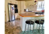 For rent, 3 beds 1 bath house with double garage, available 6th June, 29B Ribbonwood Crescent, Goodwood Heights, Auckland
