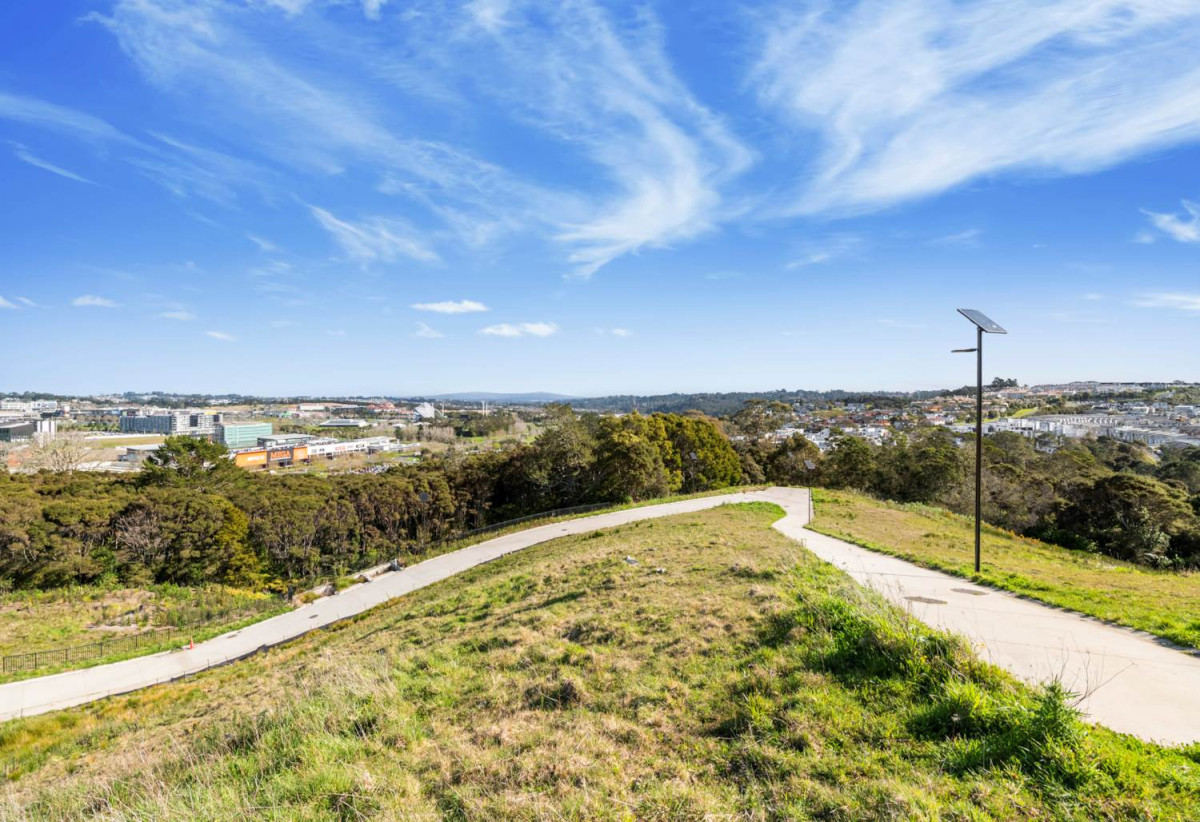 2334m2 Lifestyle section with views, all essential services readily available on-site, water, electricity, internet and roading are already in place, zoned for Oteha Valley School, Albany Senior High School, and Albany Junior High School, close to Albany Mall, motorway access, 1 km to Oteha Valley School, 17 Brydes Street, Albany Heights, Auckland
