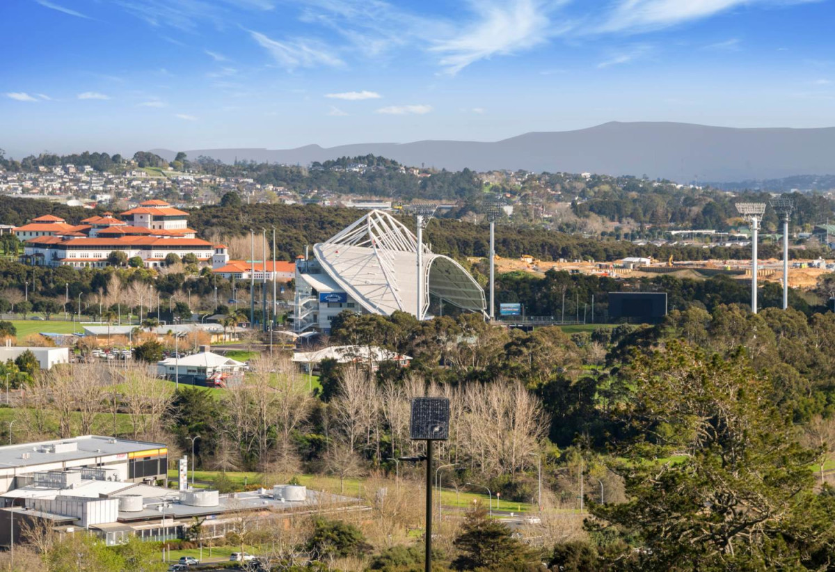 2815m2 Lifestyle section with views, all essential services readily available on-site, water, electricity, internet and roading are already in place, zoned for Oteha Valley School, Albany Senior High School, and Albany Junior High School, close to Albany Mall, motorway access, 1 km to Oteha Valley School, 15 Brydes Street, Albany Heights, Auckland