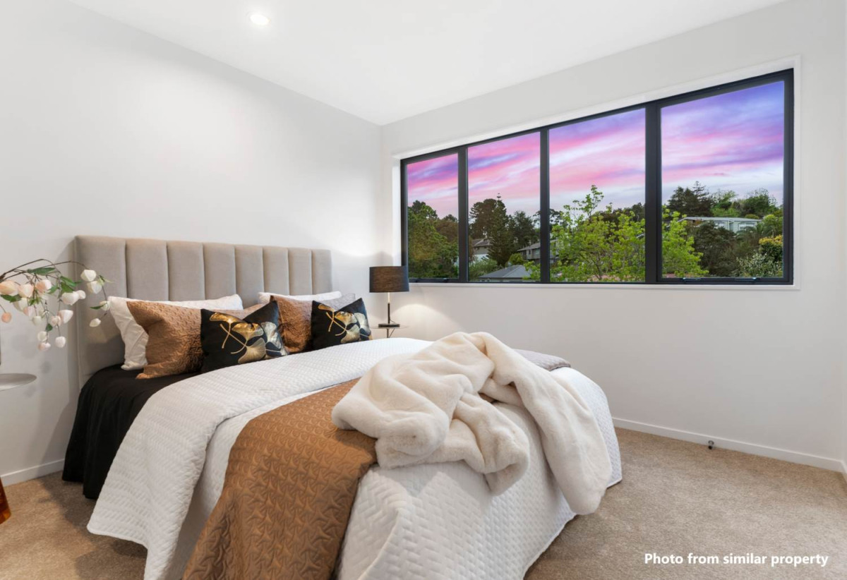 3 beds (1 ensuite) 2 baths home, an extra living space that can be utilized as a study or another lounge area. a car park and a garden shed, close to schools, shops, motorway access, 0.7 km to Royal Road School, 26D Bellringer Road, Massey, Auckland