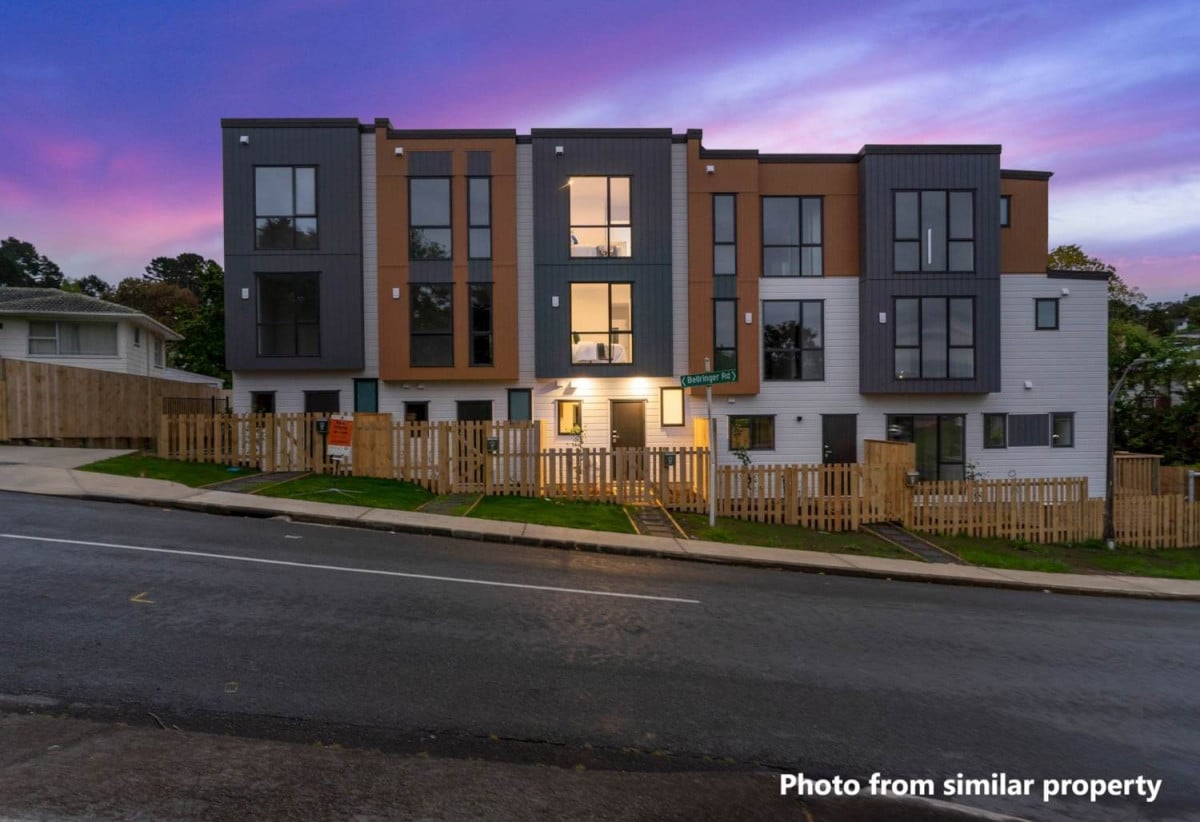 3 beds (1 ensuite) 2 baths home, an extra living space that can be utilized as a study or another lounge area. a car park and a garden shed, close to schools, shops, motorway access, 0.7 km to Royal Road School, 26D Bellringer Road, Massey, Auckland