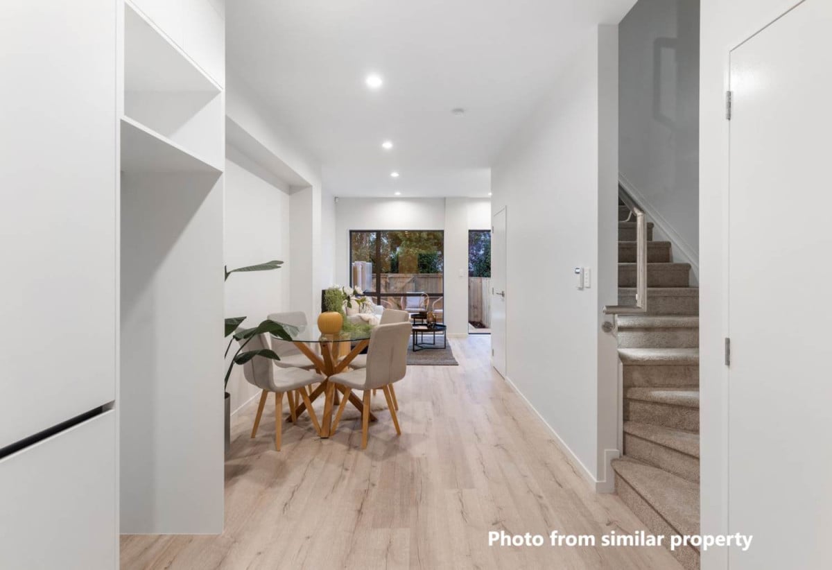 3 beds (1 ensuite) 2 baths home, an extra living space that can be utilized as a study or another lounge area. a car park and a garden shed, close to schools, shops, motorway access, 0.7 km to Royal Road School, 26D Bellringer Road, Massey, Auckland