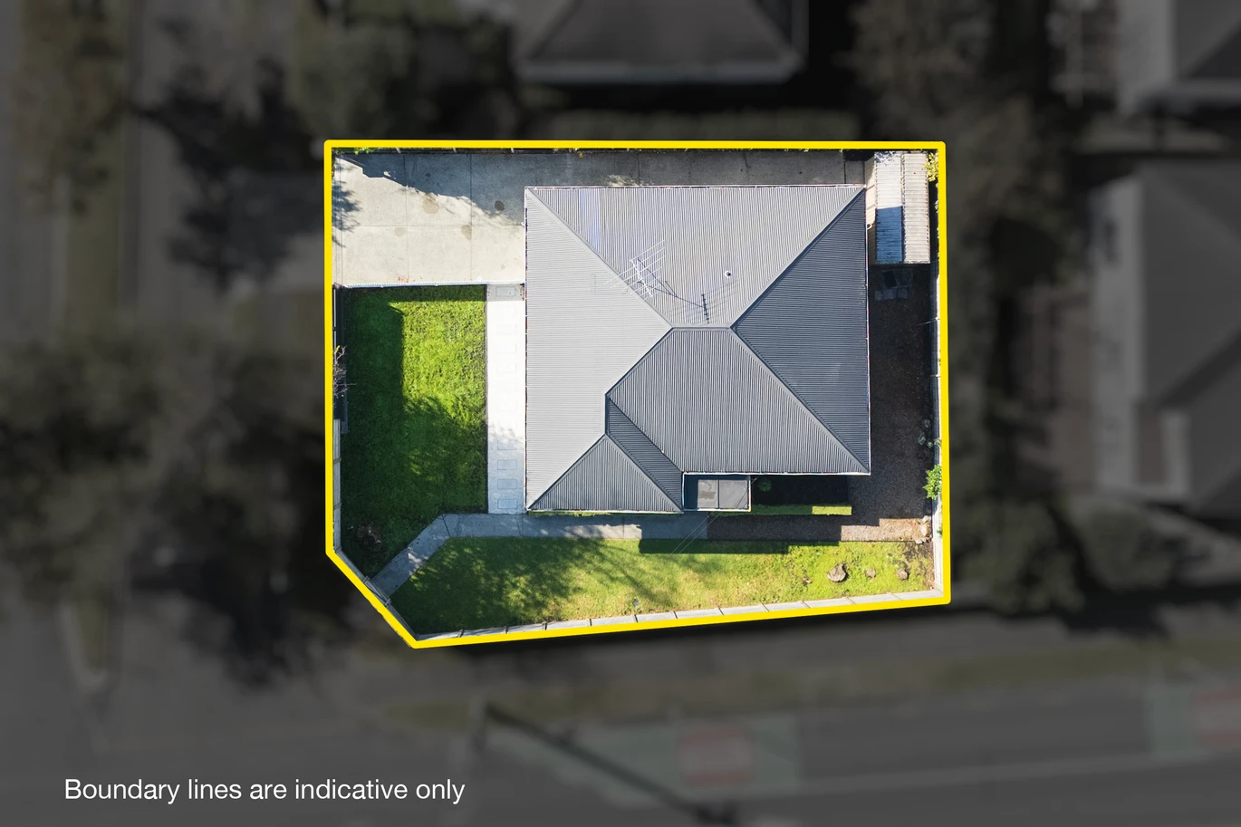 Move–in ready, Renovated 3 beds 1.5 bath house on 468m2 section, Royal Oak shopping centre and Three Kings Woolworths are close by. Iconic Monte Cecilia Park and One Tree Hill are nearby, easy motorway access, 1A Vagus Place, Royal Oak, Auckland