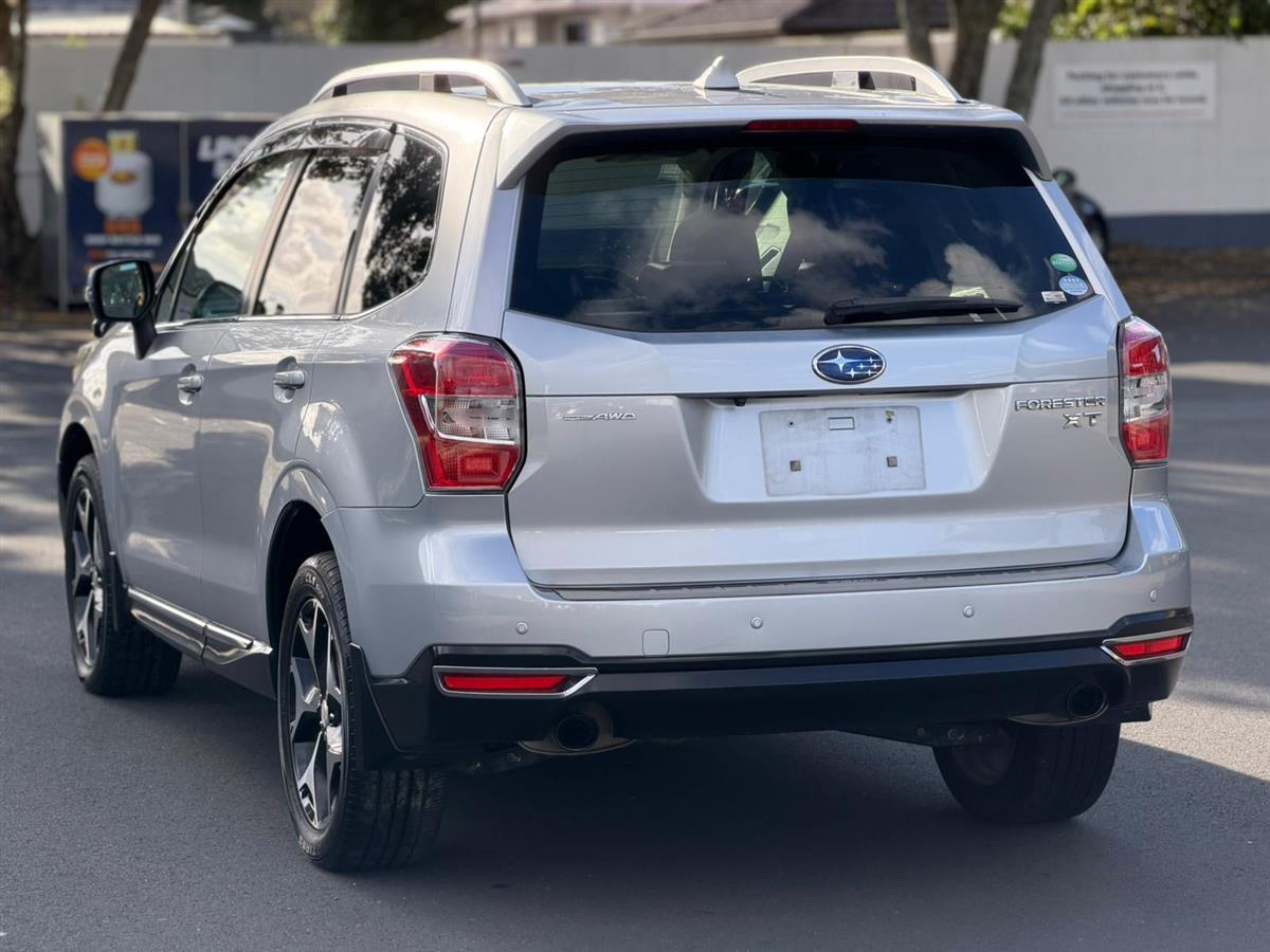 2014 Subaru Forester XT DIT TURBO**Sunroof**Adaptive Cruise Control**Electric Seats**AWD**Leather & Heating Seats** Station Wagon Automatic, Silver, 5 seats, Petrol, 1,998 cc, 97,016 km
