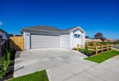 Must sell, 10-Year Master Build Guarantee, Brandnew 4 beds 2.5 baths house with double garage on 500m2 section, Surrounded by quality homes in a desirable community, 20 Kakano Street, Clevedon, Auckland