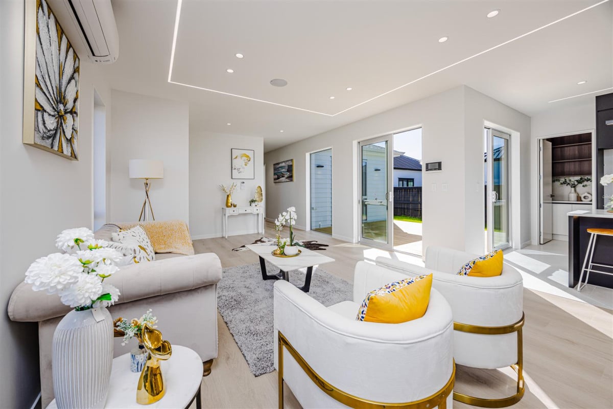 Must sell, 10-Year Master Build Guarantee, Brandnew 4 beds 2.5 baths house with double garage on 500m2 section, Surrounded by quality homes in a desirable community, 20 Kakano Street, Clevedon, Auckland