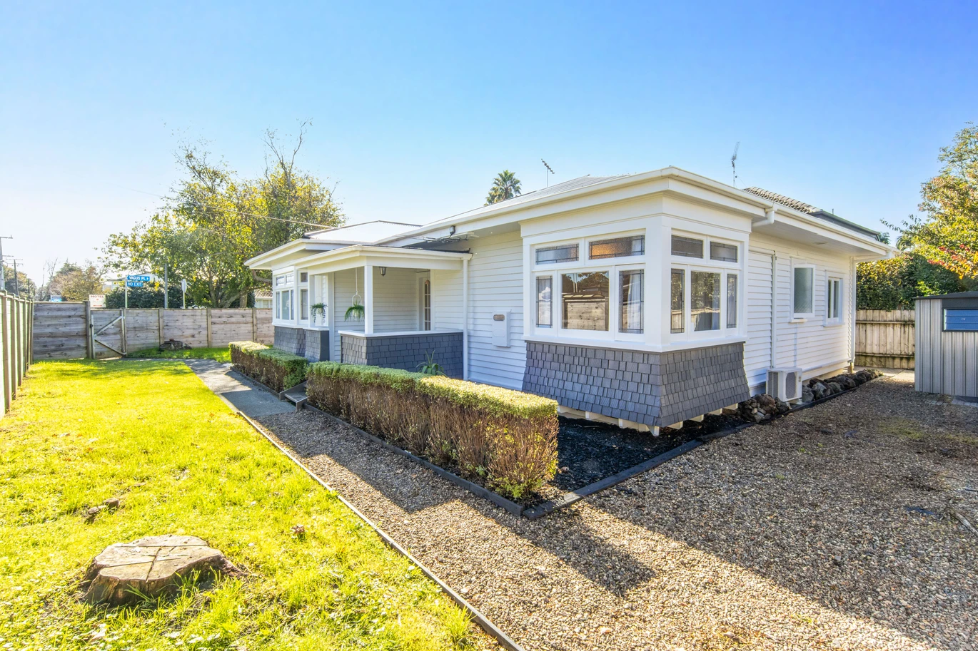 Move–in ready, Renovated 3 beds 1.5 bath house on 468m2 section, Royal Oak shopping centre and Three Kings Woolworths are close by. Iconic Monte Cecilia Park and One Tree Hill are nearby, easy motorway access, 1A Vagus Place, Royal Oak, Auckland