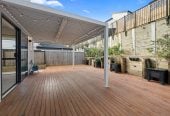 Owner Moving Overseas – Must Sell, 7 beds 6.5 baths house with double garage and 2 beds granny on 377m2 section, close to Ormiston Town Centre, parks, schools, zoned for Te Uho o Te Nikau Primary School, Ormiston Junior College, and Ormiston Senior College, 8 Hauhake Road, Flat Bush, Auckland