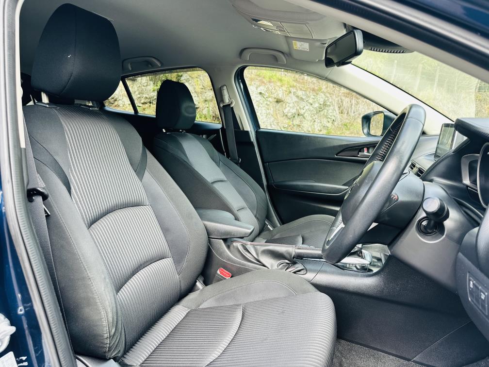 2015 Mazda Axela SPORTS !! SKYACTIVE ENGINE !! Hatchback Tiptronic, Blue, 5 seats, Petrol, New Import, 1,500 cc, 38,641 km
