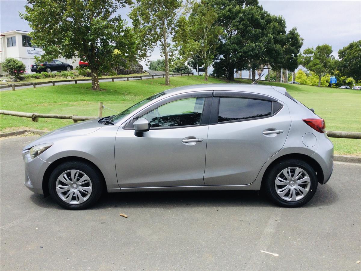 2014 Mazda Demio BLUETOOTH REVERSING CAMERA Hatchback Automatic, SKYACTIV , 5 seats, Petrol, 1,300 cc, 72,087 km