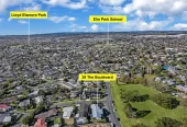 675m2 corner site, Opposite to a Park, 5 beds 3 baths house with double garage, zoned for Sunnyhills School, Farm Cove Intermediate, and Pakuranga College, with both Sunnyhills School and St Kentigern College within walking distance, The owner has obtained the neighbouring property’s consent for stormwater access, 29 The Boulevard Sunnyhills, Auckland