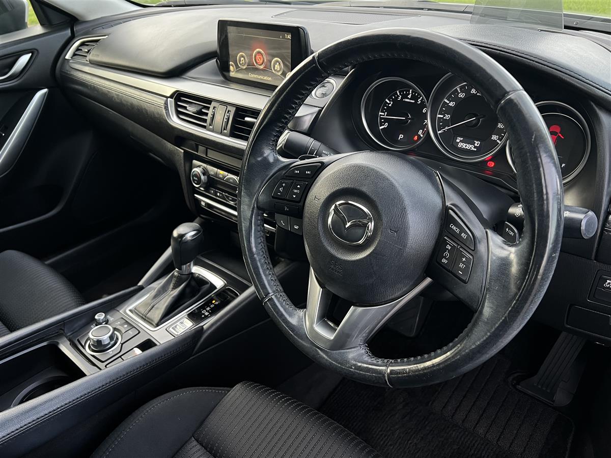 2015 Mazda Atenza Facelift Model !! Sedan Automatic, Silver 5 seats, New Import, Petrol, 1,990 cc, 89,087 km