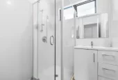 For rent, 3 beds 1 bath house, Available Now, 1/20 Burundi Avenue, Clendon Park, Auckland