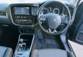 2017 Mitsubishi Outlander 24G SPEC !! 4WD !! RV/SUV Tiptronic, Black, 7 seats, Petrol, 2,400 cc, 71,488 km