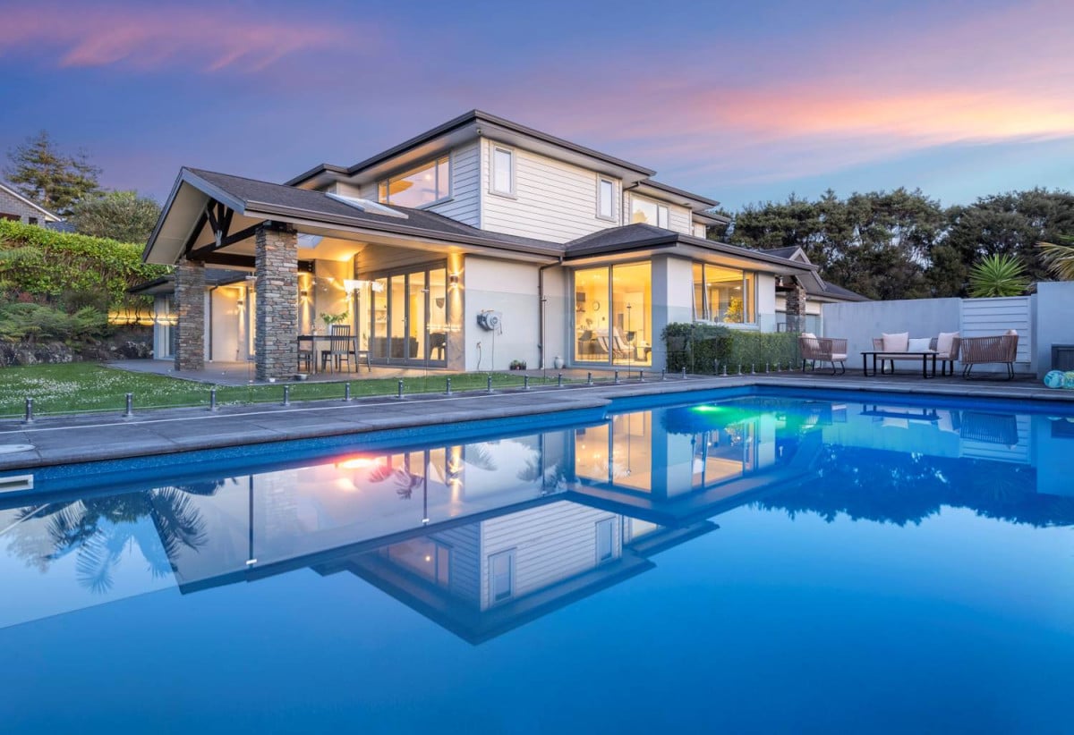 437m2 Resort – Style Luxury 6 beds 4 baths house with triple garage on 3542m2 section, just minutes from Albany, motorway access, and top schools including Kristin and Pinehurst Schools, Upper Harbour Primary School, Albany Junior and Senior High Schools, 30 Wicklam Lane, Greenhithe, Auckland