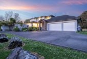 437m2 Resort – Style Luxury 6 beds 4 baths house with triple garage on 3542m2 section, just minutes from Albany, motorway access, and top schools including Kristin and Pinehurst Schools, Upper Harbour Primary School, Albany Junior and Senior High Schools, 30 Wicklam Lane, Greenhithe, Auckland