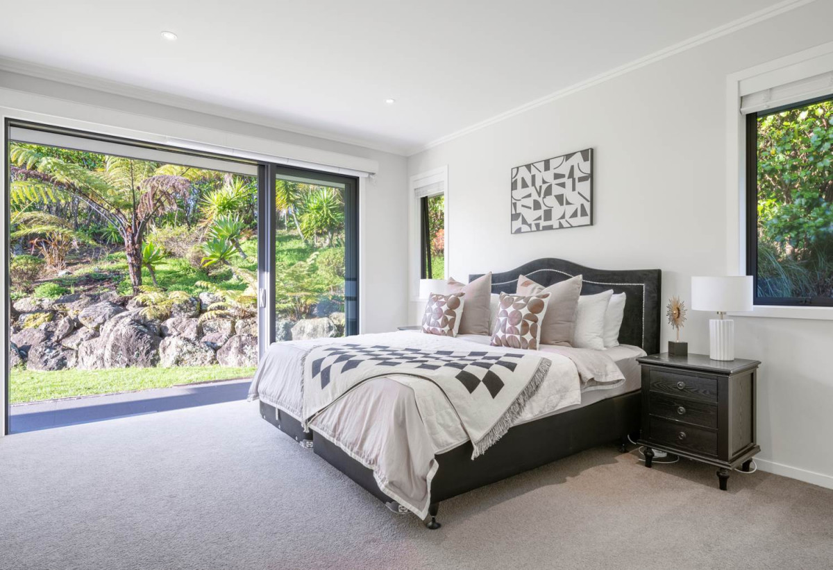 437m2 Resort – Style Luxury 6 beds 4 baths house with triple garage on 3542m2 section, just minutes from Albany, motorway access, and top schools including Kristin and Pinehurst Schools, Upper Harbour Primary School, Albany Junior and Senior High Schools, 30 Wicklam Lane, Greenhithe, Auckland