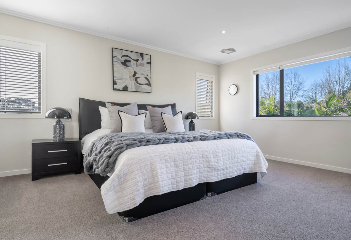 437m2 Resort – Style Luxury 6 beds 4 baths house with triple garage on 3542m2 section, just minutes from Albany, motorway access, and top schools including Kristin and Pinehurst Schools, Upper Harbour Primary School, Albany Junior and Senior High Schools, 30 Wicklam Lane, Greenhithe, Auckland