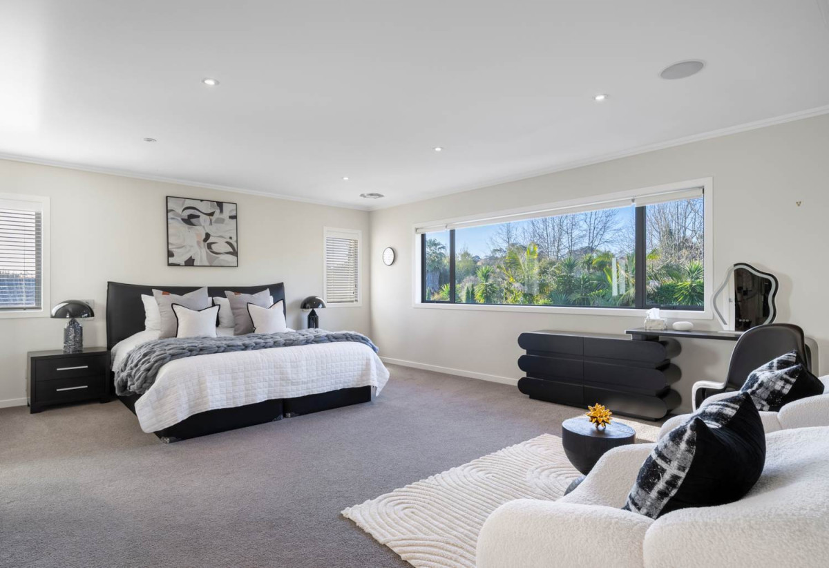 437m2 Resort – Style Luxury 6 beds 4 baths house with triple garage on 3542m2 section, just minutes from Albany, motorway access, and top schools including Kristin and Pinehurst Schools, Upper Harbour Primary School, Albany Junior and Senior High Schools, 30 Wicklam Lane, Greenhithe, Auckland