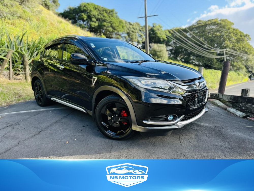 2015 Honda Vezel SPORTS !! HIGH SPEC !! RV/SUV Tiptronic, 5 seats, New Import, Hybrid, 1,500 cc, 37,980 km