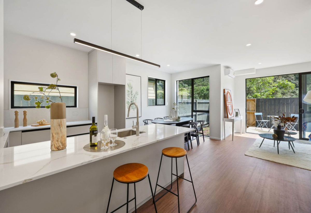 Stamford 10-Year Building Warranty, Next to a reserve, Brandnew freehold 3 beds 2 baths home with car park, close to schools, shops, 0.7 km to Don Buck School, 7/36 Woodside Road, Massey, Auckland
