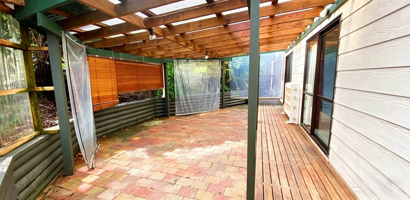 3 beds 1 bath house on 979m2 section, just minutes away from Stanmore Bay beach, Whangaparaoa town centre, supermarkets, schools, ( 626, 628, and 630 Whangaparaoa Road are also available for sale separately), 624 Whangaparaoa Road, Stanmore Bay, Auckland