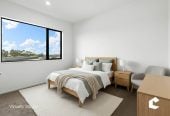 Urgent sale, Motivated vendor – bought for $869,000 in 2021, now asking $699,000 for a fast deal, Freehold 3 beds 2.5 baths home with car park, 3-minute walk to Westgate Shopping Centre, Quick access to SH16 motorway , 3/36 Westgate Drive, Westgate, Auckland