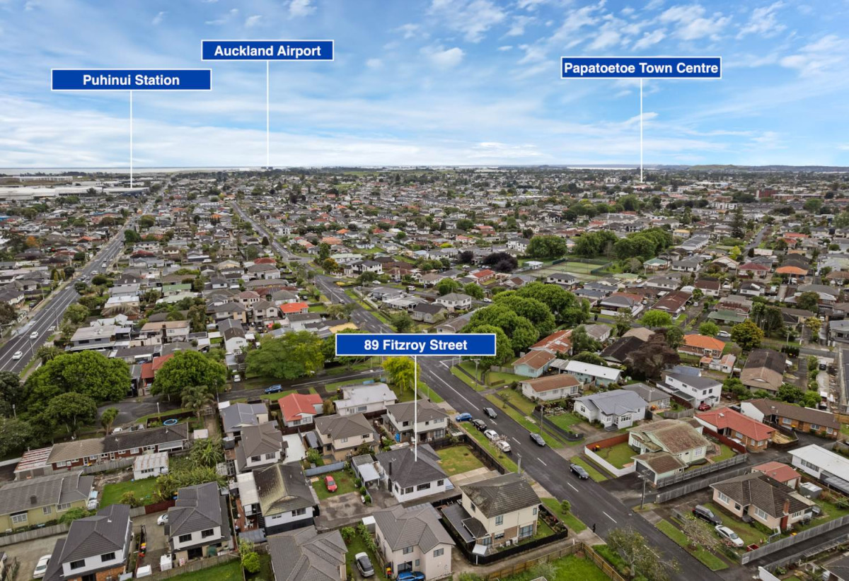 Must sell ASAP, Renovated & Move-In Ready, 4 beds + office 1 bath house, 0.2 km to Puhinui School, 1.1 km to Papatoetoe High School, 89 Fitzroy Street, Papatoetoe, Auckland