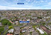Must sell ASAP, Renovated & Move-In Ready, 4 beds + office 1 bath house, 0.2 km to Puhinui School, 1.1 km to Papatoetoe High School, 89 Fitzroy Street, Papatoetoe, Auckland