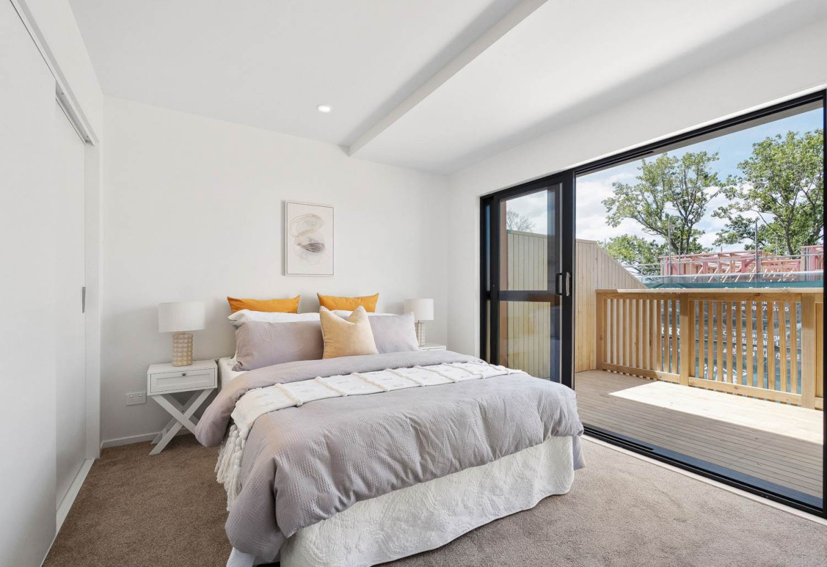 Stamford Building Warranty Insurance, Brandnew 3 beds (1 ensuite) + study room 2.5 baths home with garage, 1 ensuite ground floor, minutes from Massey University, Albany Basin, Albany Mall, parks, schools, motorway access, 0.3 km to Albany School, 0.6 km to Albany Senior High School, 2/145 Albany Highway, Albany, Auckland