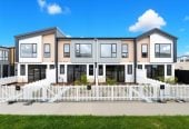 Motivated Owner, Bring Offers, Brandnew 3 beds 2.5 baths home with garage, move-in ready, just a 2-minute stroll to the coast, Easy access to supermarkets, cafés, schools, and public transport. 0.8 km to Scott Point School, 31-33 Turret Lane, Hobsonville, Auckland