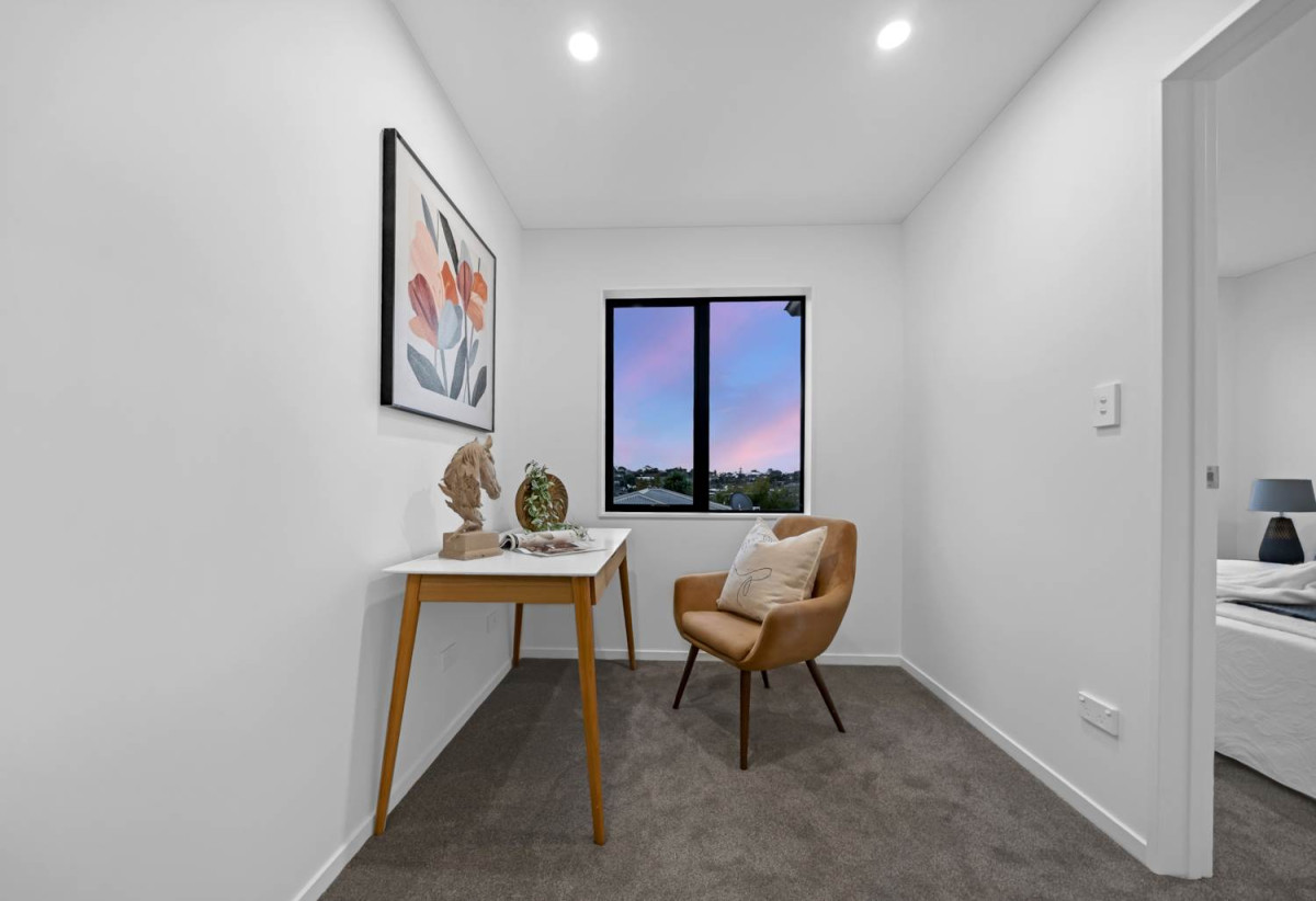 Brandnew standalone 3 beds 2.5 baths home with garage, minutes rom: Shopping & Dining: New World, Meadowlands restaurants, supermarkets, 0.5 km to Owairoa School, 1 km to Howick Intermediate and Howick College, Lots 1 – 6/54 Rodney Street, Howick, Auckland