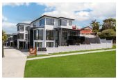 Rangitoto College and Double Westlake school zone, 155m2 Brandnew standalone 4 beds 2.5 baths home with garage , minutes from the stunning Campbells Bay Beach, local cafés, parks, and coastal walkways, schools, 0.8 km to Campbells Bay School, 4/8 Park Rise, Campbells Bay, Auckland