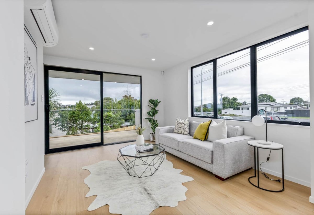 Rangitoto College zone, Brandnew freehold 3 beds 2.5 baths home with garage, close to schools shops, Albany Mall, motorway access, 0.9 km to Pinehill School (Browns Bay), Lot 2/589A East Coast Road, Browns Bay, Auckland