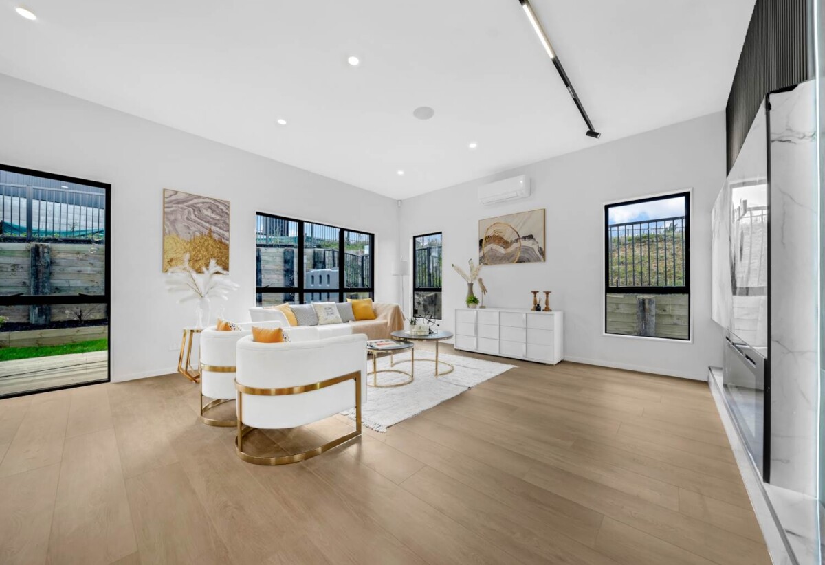 2 Kitchens, Brandnew 5 beds (3 ensuites) 4.5 baths house with double garage, 1 ensuite ground floor, close to Beachlands shopping centre, reserve, beach, school, 17 Kanae Drive, Beachlands, Auckland