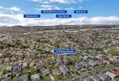 Brandnew standalone 5 beds (1ensuite) 2.5 baths house with garage, close to schools, shops, supermarkets, motorway access, 0.5 km to New Windsor School, 12C Hillview Avenue, New Windsor, Auckland