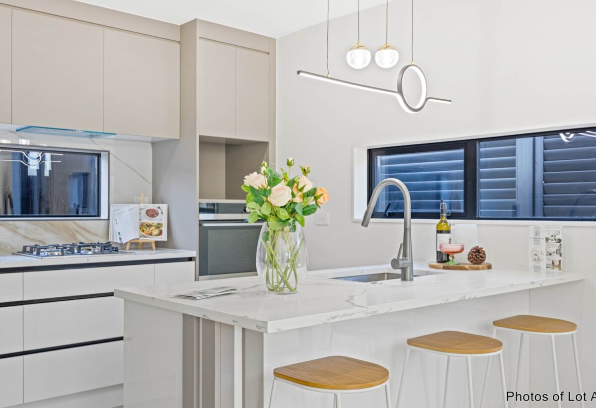 Brandnew standalone 5 beds 4 baths home with garage, 1 bed 1 bath ground floor, close to schools, shops, parks, golf club, 0.1 km to Marshall Laing School, 0.5 km to Lynfield College, 2.1 km to Blockhouse Bay Intermediate, Lot 2&3/34 Kimberhall Avenue, Mt Roskill, Auckland
