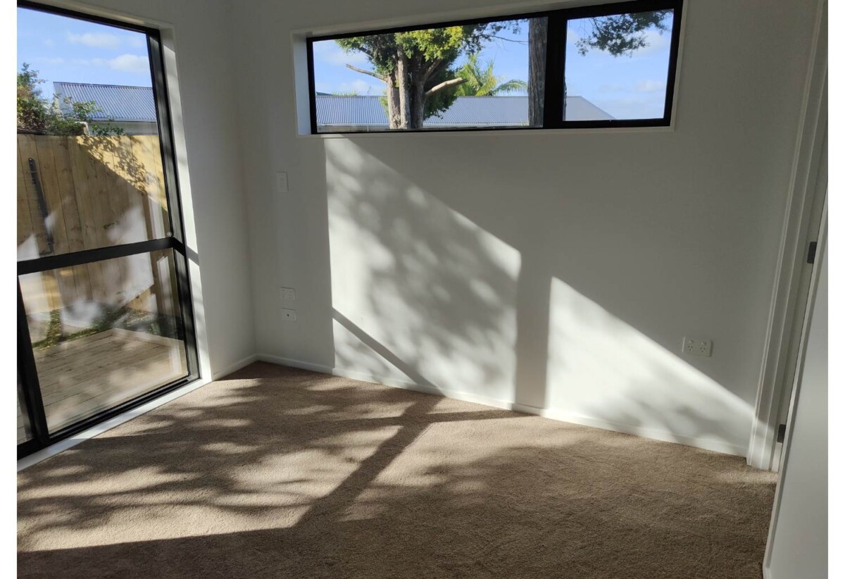 Macleans College, Stand 4 beds 4 baths home with double garage, 1 bed 1 bath ground floor, 0.5 km to Bucklands Beach Intermediate, 0.6 km to Macleans College, 185C Bucklands Beach Road, Bucklands Beach, Auckland