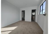 Macleans College, Stand 4 beds 4 baths home with double garage, 1 bed 1 bath ground floor, 0.5 km to Bucklands Beach Intermediate, 0.6 km to Macleans College, 185C Bucklands Beach Road, Bucklands Beach, Auckland