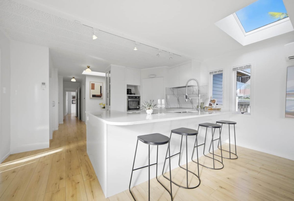 Double Westlake school zone, 3 beds 1 bath house with swimming pool on 812m2 section, zoned for Westlake Boys High School and Westlake Girls High School, and within easy reach of Sunnybrae Primary School, close to shopping centres, motorway access, 108 Coronation Road, Hillcrest, Auckland