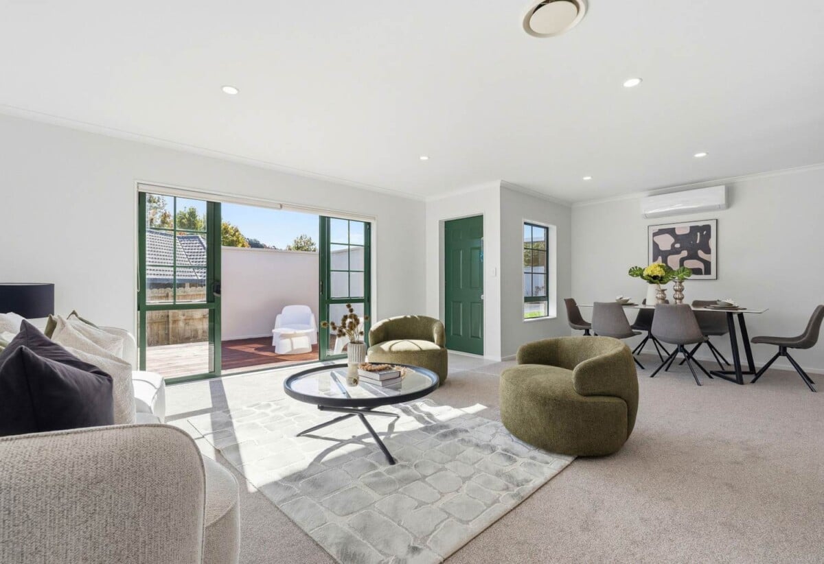 Renovated & Solid Brick 3 beds 2 beds house with garage, minutes to schools, Albany Mall, parks, motorway access, 0.2 km to Albany School, 2/11 Roanoke Way, Albany, Auckland