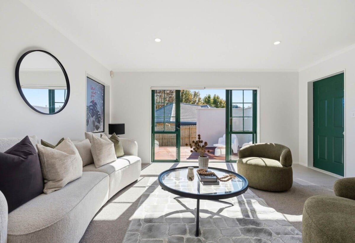 Renovated & Solid Brick 3 beds 2 beds house with garage, minutes to schools, Albany Mall, parks, motorway access, 0.2 km to Albany School, 2/11 Roanoke Way, Albany, Auckland