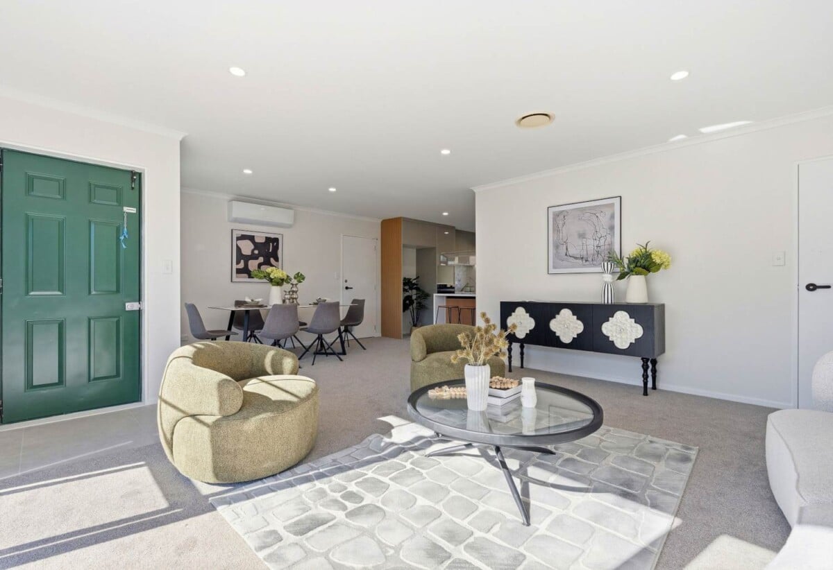 Renovated & Solid Brick 3 beds 2 beds house with garage, minutes to schools, Albany Mall, parks, motorway access, 0.2 km to Albany School, 2/11 Roanoke Way, Albany, Auckland