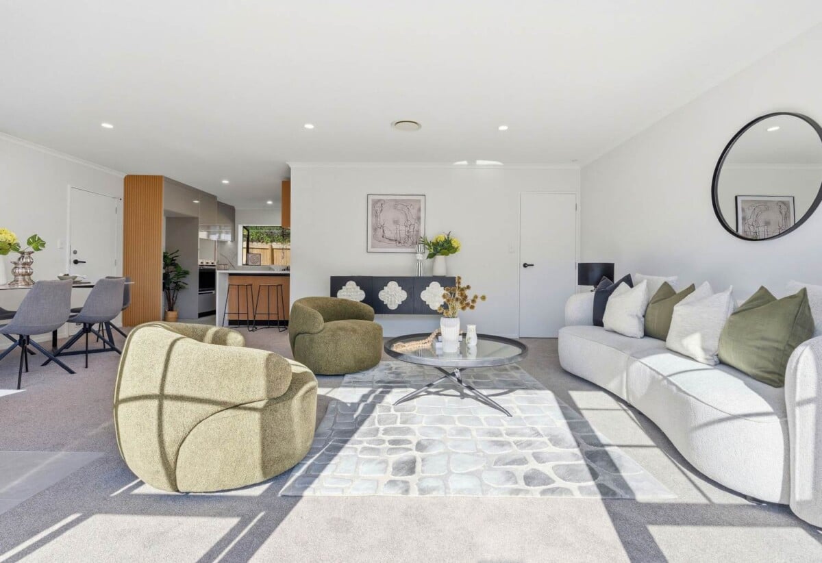 Renovated & Solid Brick 3 beds 2 beds house with garage, minutes to schools, Albany Mall, parks, motorway access, 0.2 km to Albany School, 2/11 Roanoke Way, Albany, Auckland