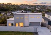 5 beds 3.5 baths house with double garage and views on 600m2 section, 2 beds 1 bath 1 lounge ground floor, minutes from schools, Albany Mall, Motorway access, 0.9 km to Oteha Valley School, 118 Fairview Avenue, Albany, Auckland