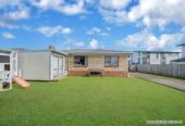 Brick 3 beds 1 bath house with standalone double garage on 561m2 section, close to Pukekohe township, schools, childcare centres, parks, and public transport, 0.2 km to Pukekohe North School, 34 Montgomery Avenue, Pukekohe, Auckland
