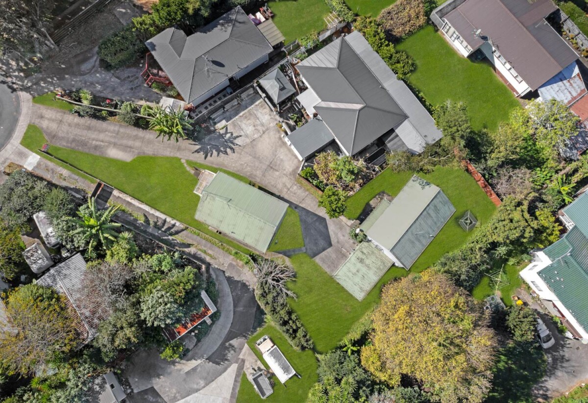 Home and income, 2 Standalone 2 beds 1 bath home with carport on 768m2 section ( one freehold title), currently tenanted, ( 1 tenant 9+ year and 2nd tenant 20+ years), Minutes to WestCity Waitakere shopping centre, schools, easy motorway access, 0.6 km to Waitakere College, 45A Mildmay Road, Henderson, Auckland